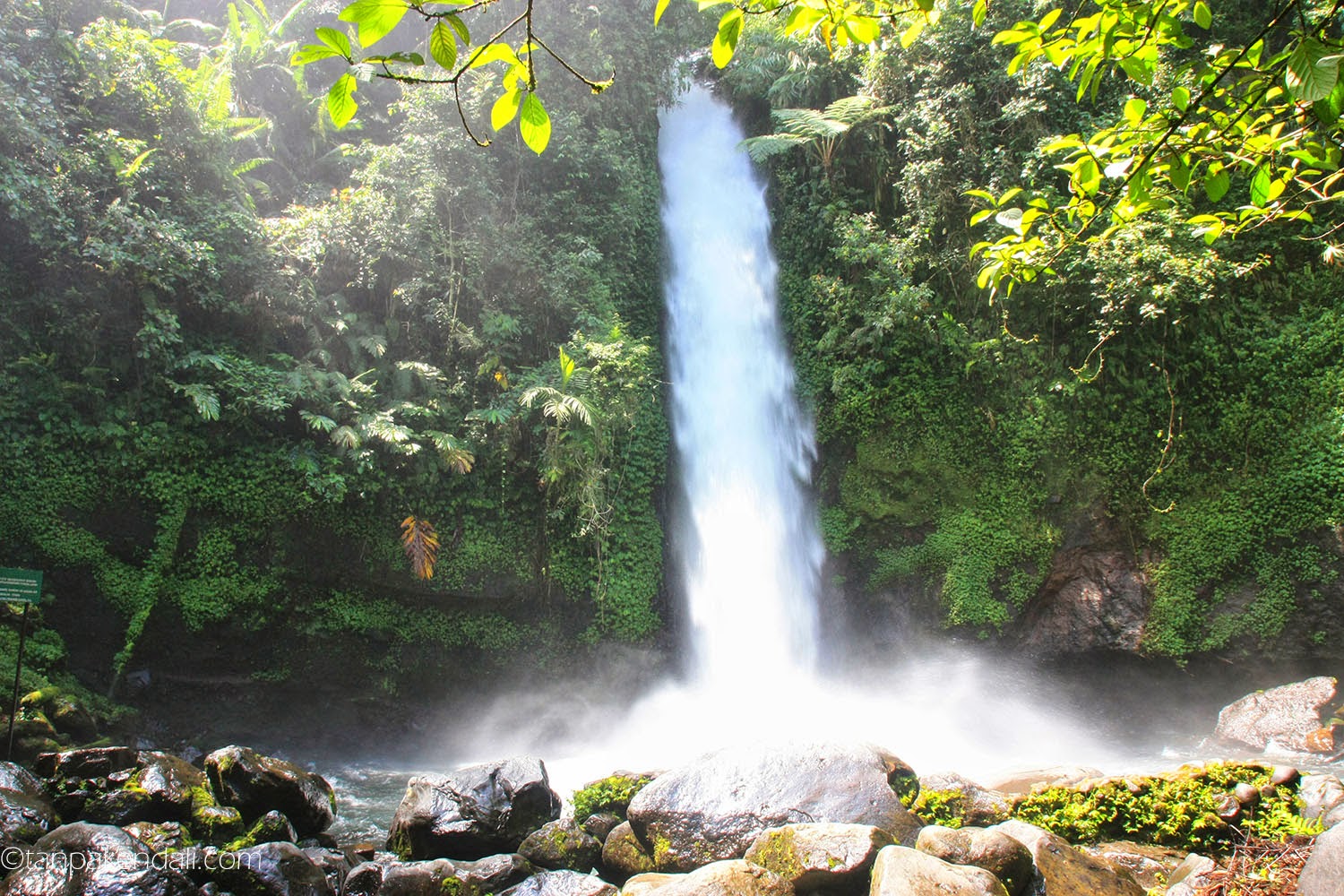 Segarnya Curug Sawer ~ TANPA KENDALI