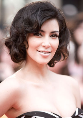 Short Hairstyle of 2011: Short Wavy Hair