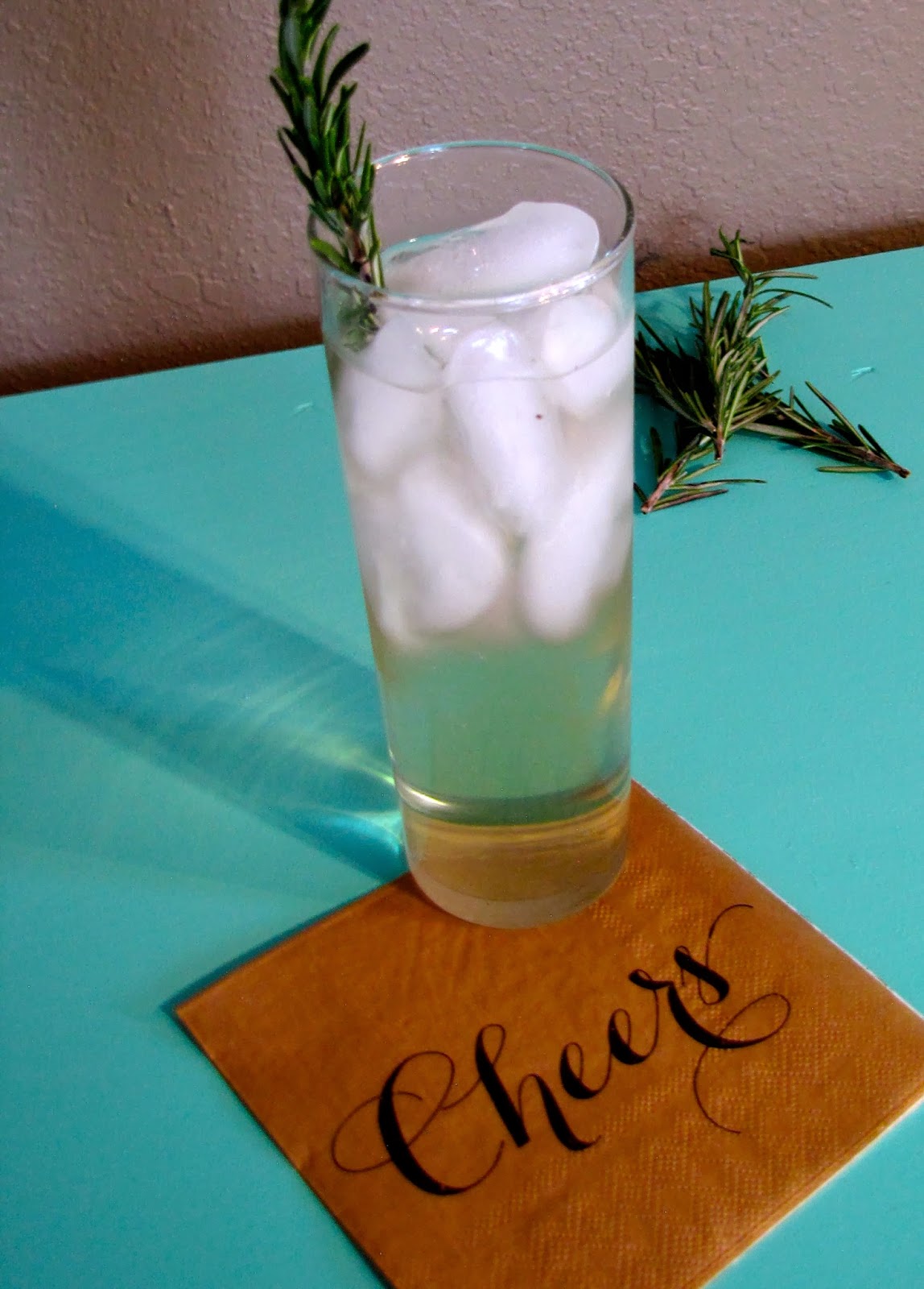 events uncorked The Happiest Hour {Honey Rosemary Ginger Gin Fizz}