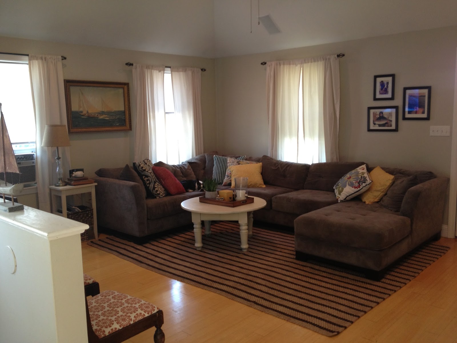 Regular Living Rooms Regular Living Rooms