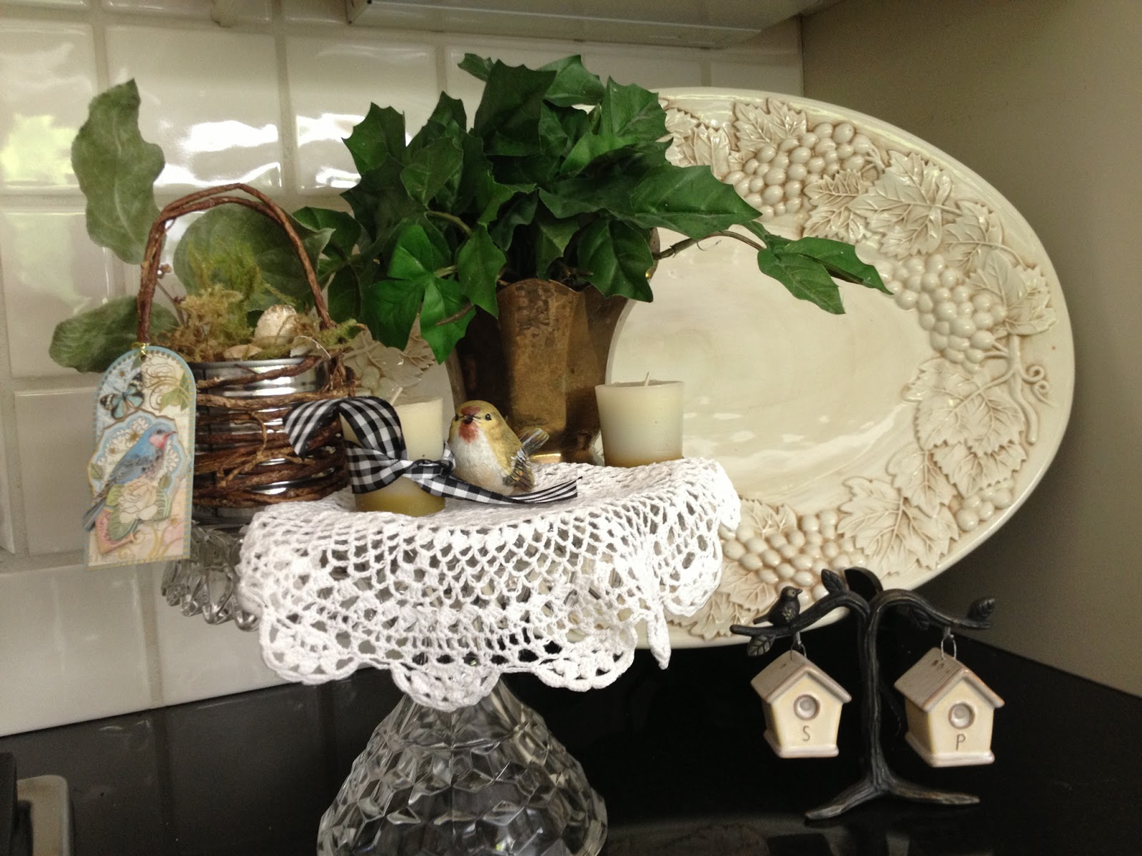 Make it Delightful! BirdThemed Kitchen