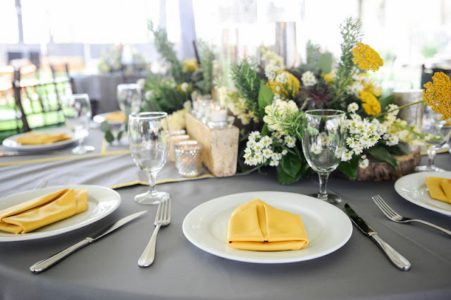 must-see yellow and grey modernly classic wedding at home | photos by miles witt boyer