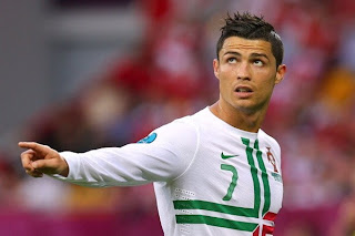 FOTO: Macam-macam Gaya Rambut Cristiano Ronaldo FOTO: Macam-macam Gaya Rambut Cristiano Ronaldo