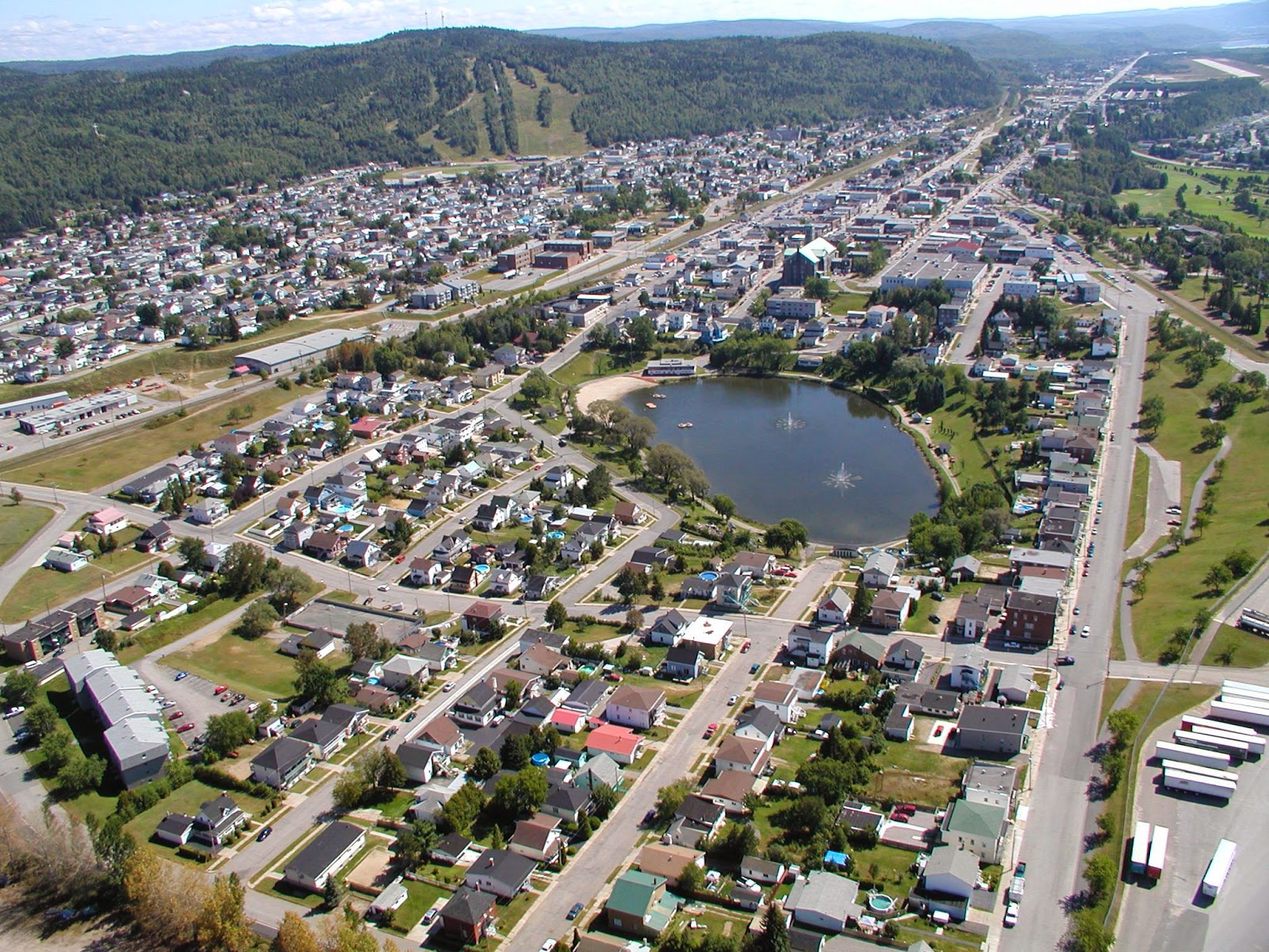 l'Autre bord du lac Le lac SaintLouis
