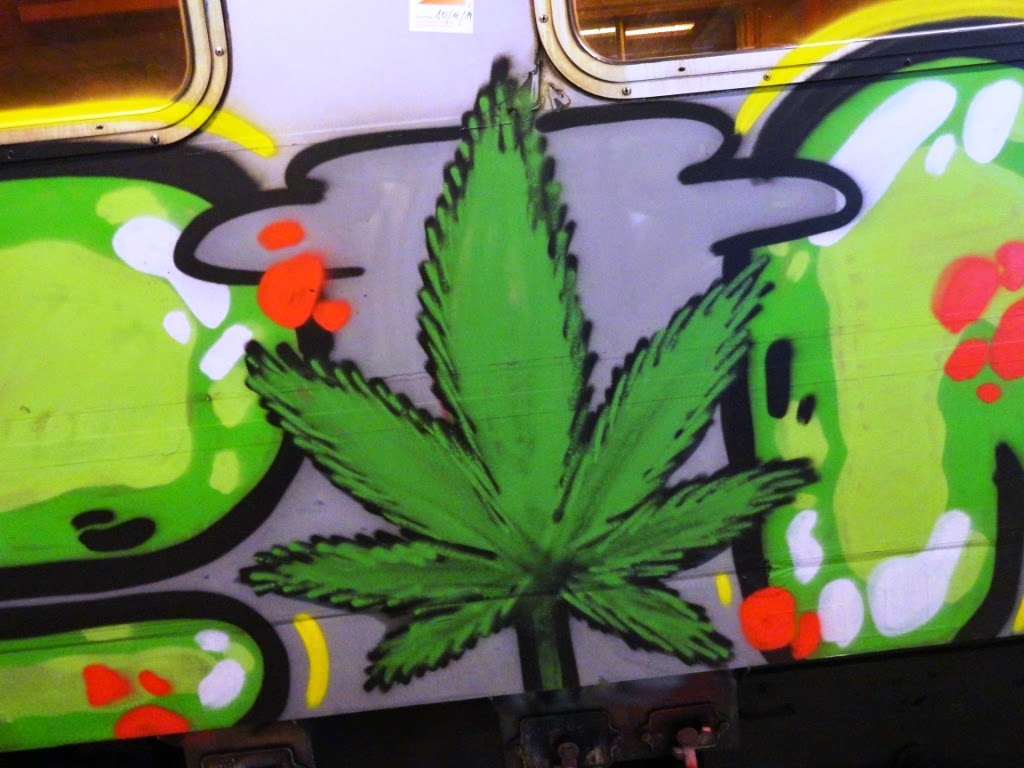 Weed Graffiti Wallpapers