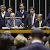 Reforma Política: fim da reeleição, mas com financiamento de empresas privadas