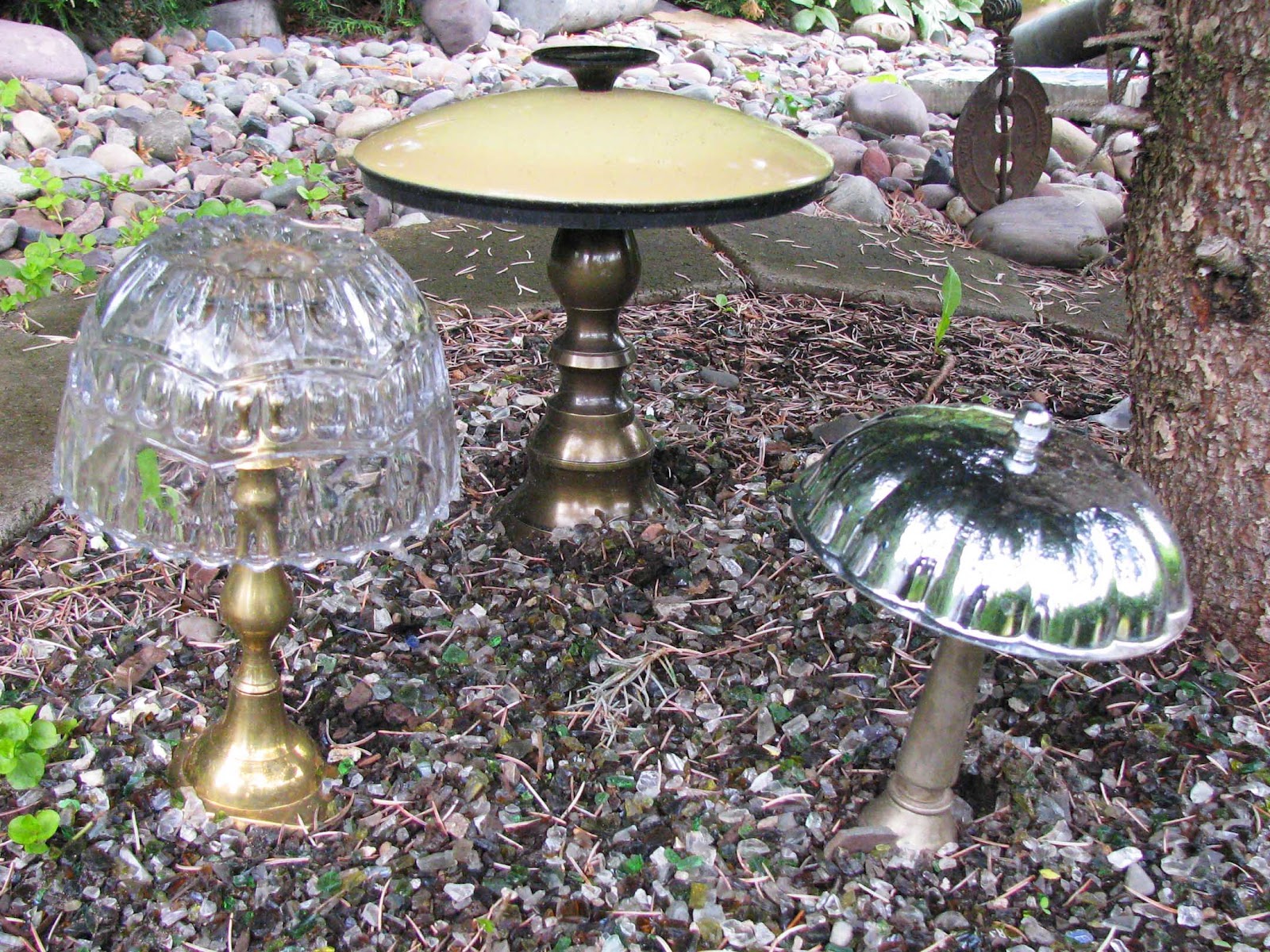 rachel s. neal More DoItYourself Garden Art