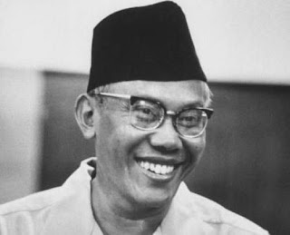 Biografi Syafruddin Prawiranegara Biografi Syafruddin Prawiranegara