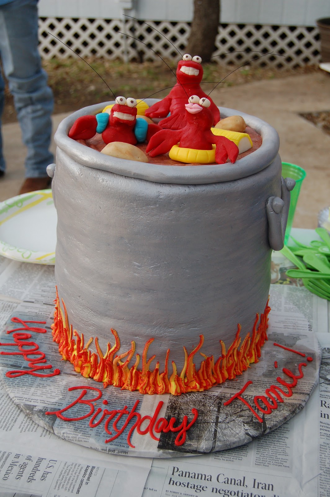 Crawfish+boil+cake