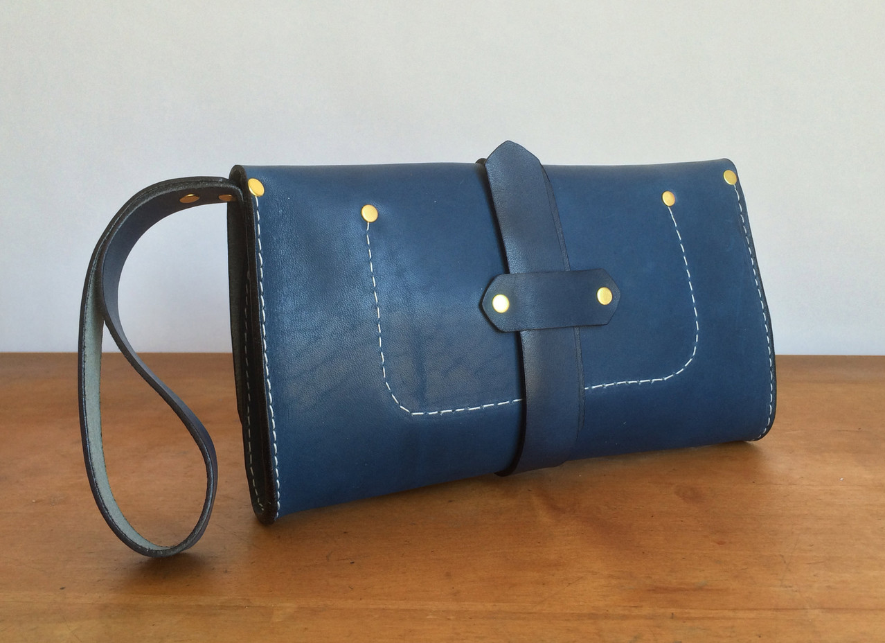 Martine feature and Giveaway on Shop Small Saturday Showcase at Diane's Vintage Zest!  #leather #bag #purse