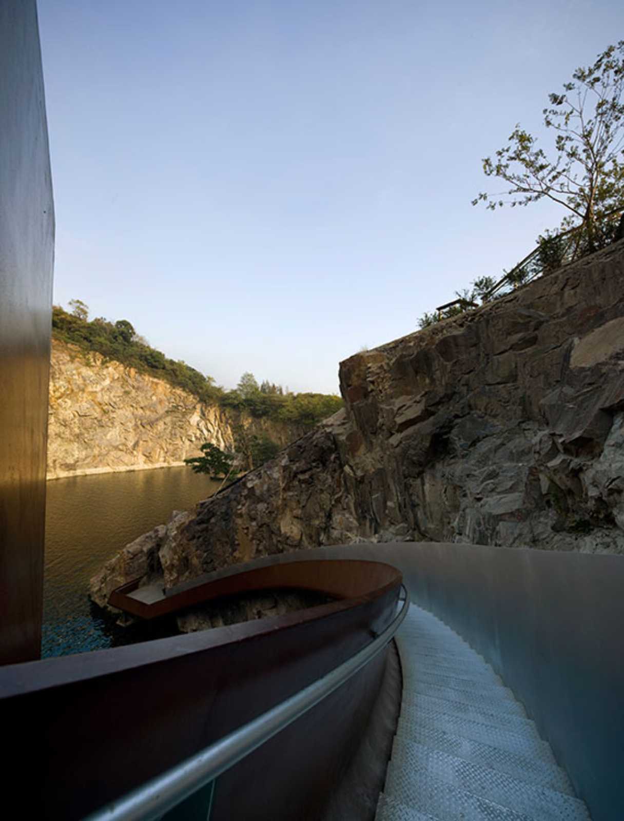 QUARRY GARDEN BY THUPDI & TSINGHUA UNIVERSITY A As Architecture