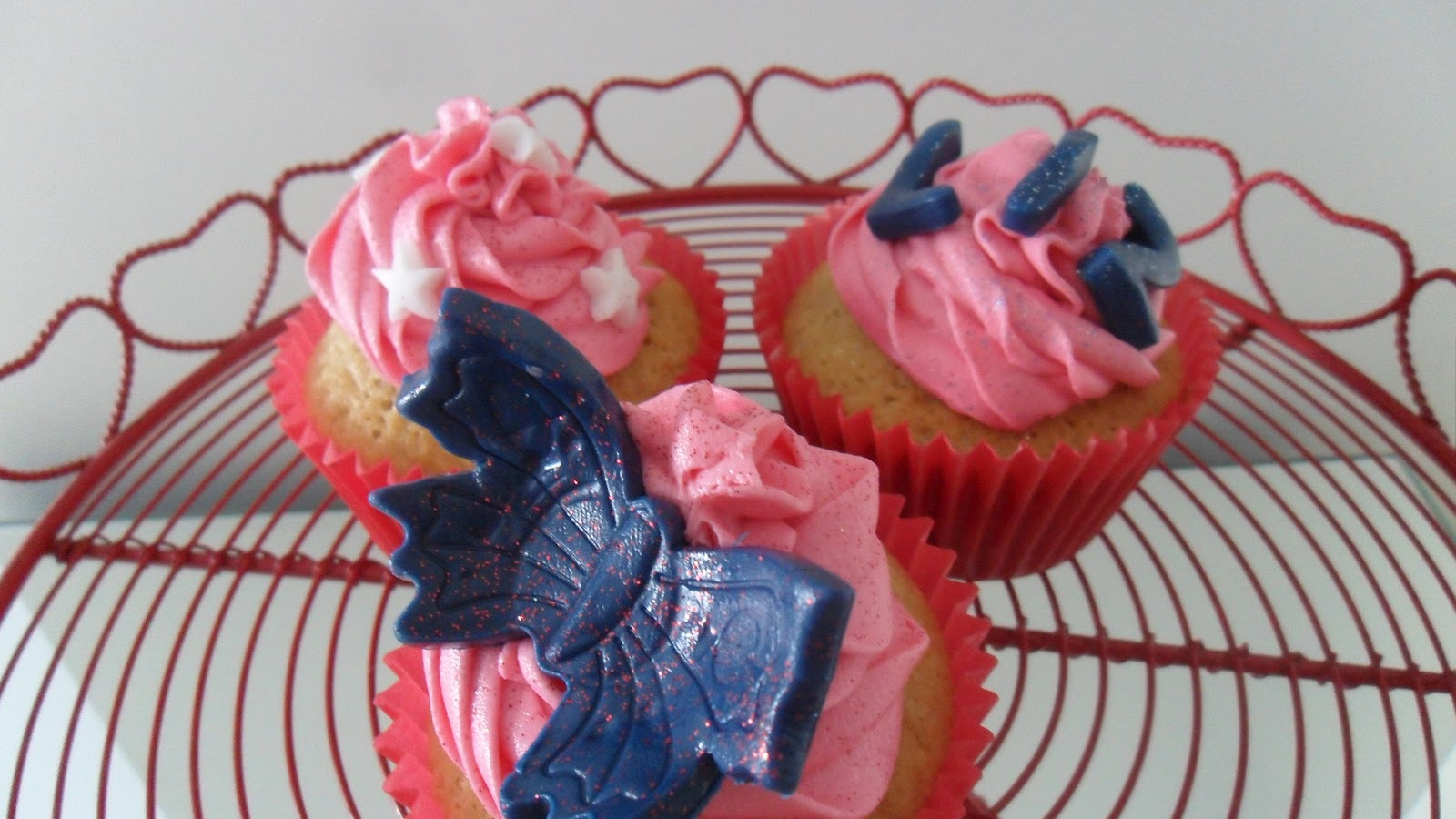 Diamond Jubilee cupcakes for the Queen
