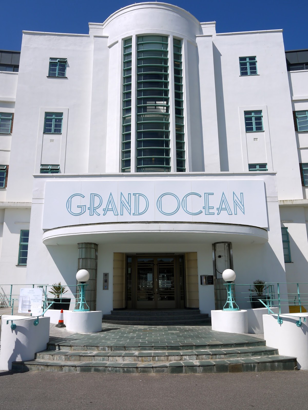 adrian yekkes the ocean hotel seaside art deco in saltdean