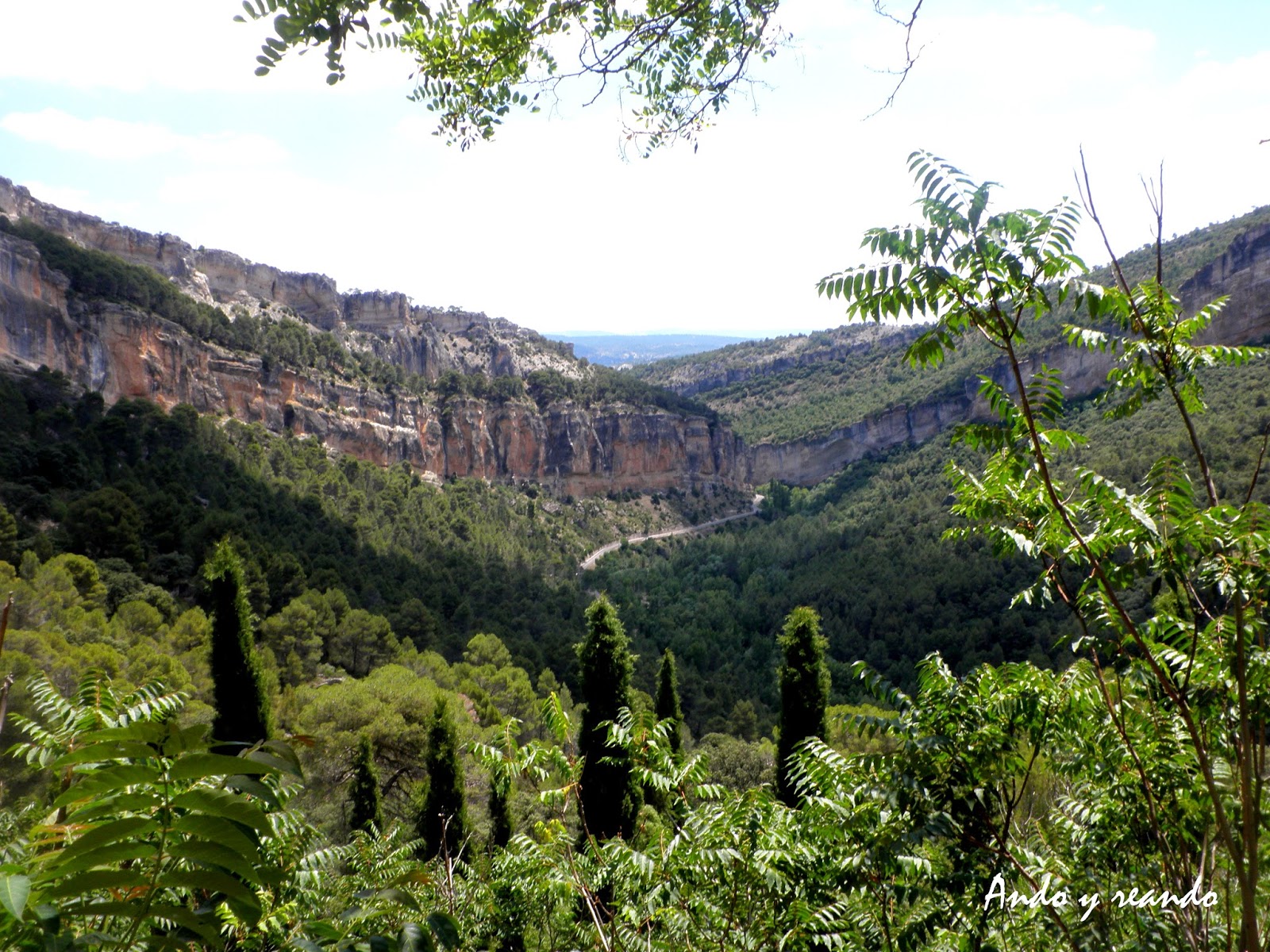 Vistas  desde el monasterio de San Miguel de las Victorias. Priego