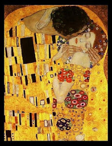 Gustav KLIMT - THE KISS