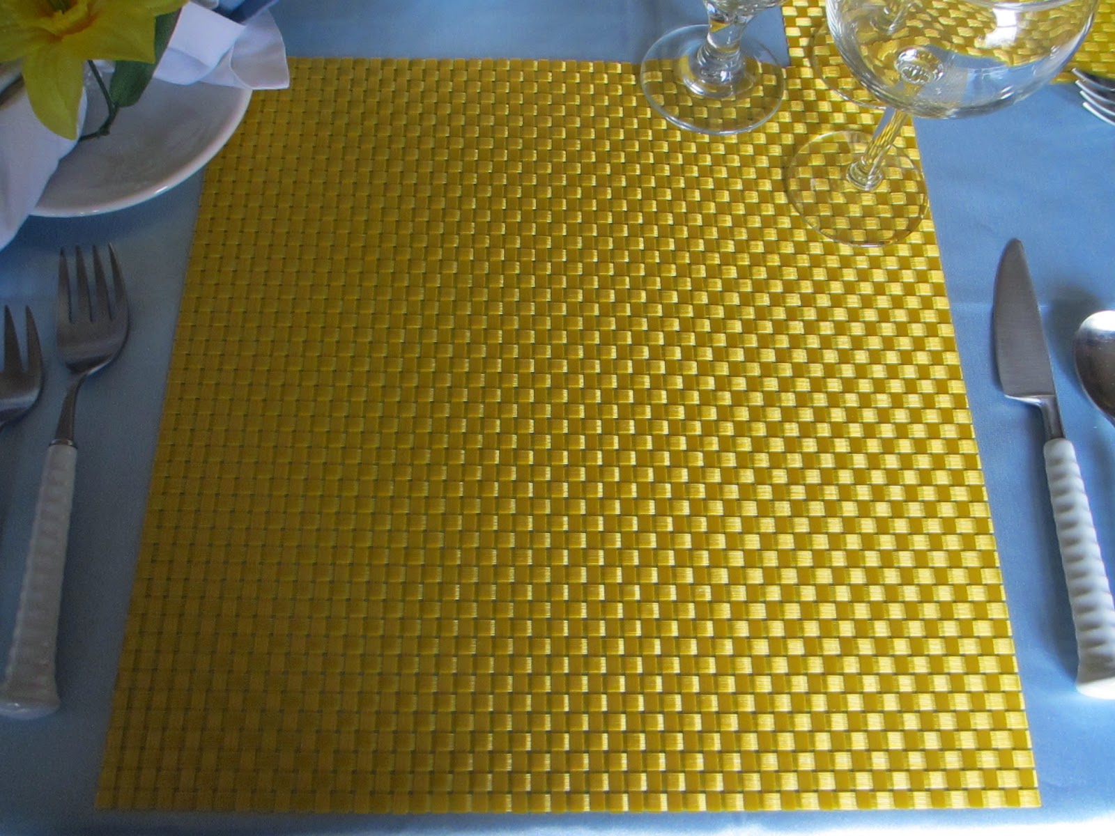 The Guest Ready for Spring Tablescape