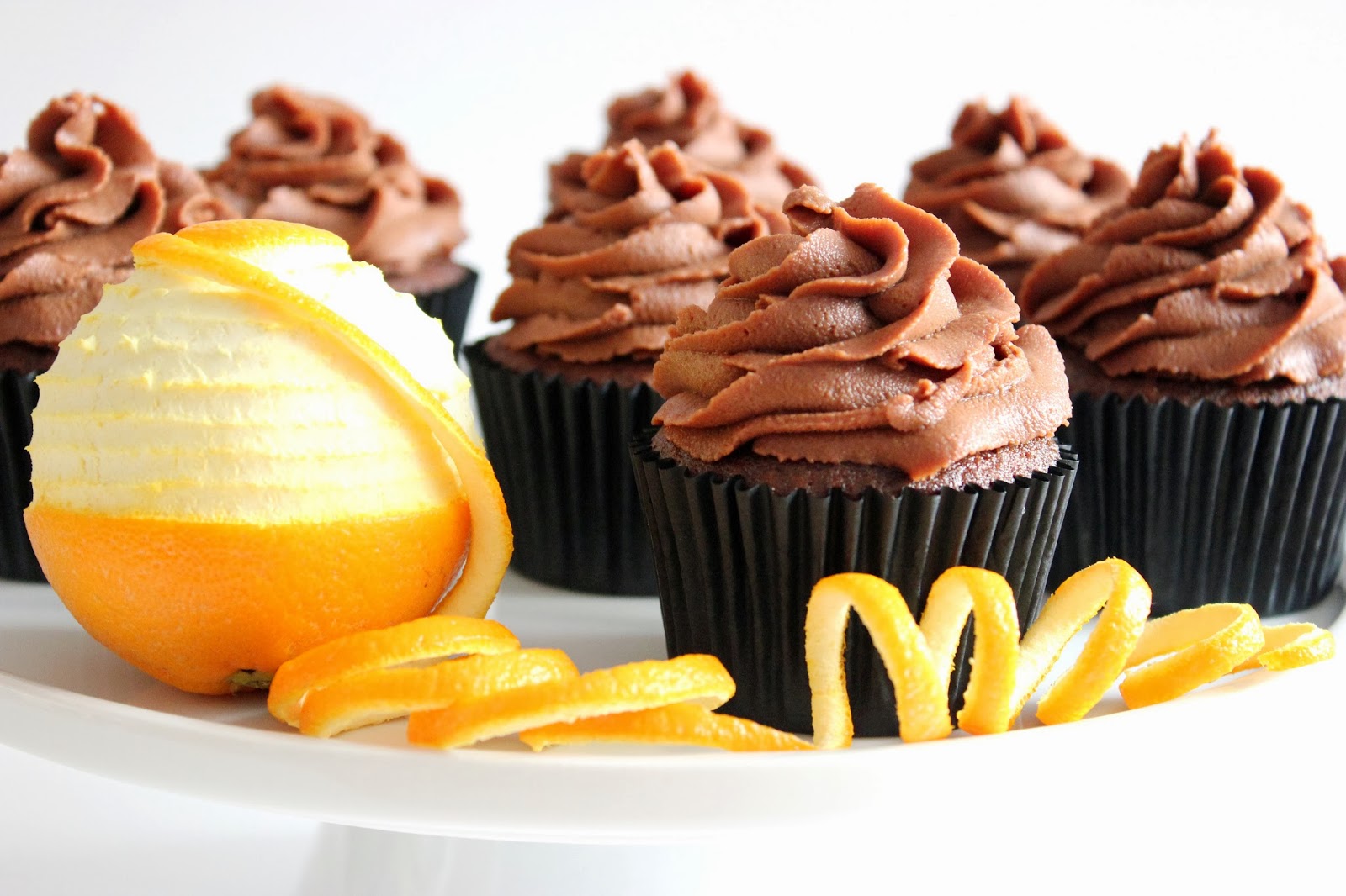 Kiara`s cakes Cupcakes de chocolate y naranja / Chocolate Orange Cupcakes