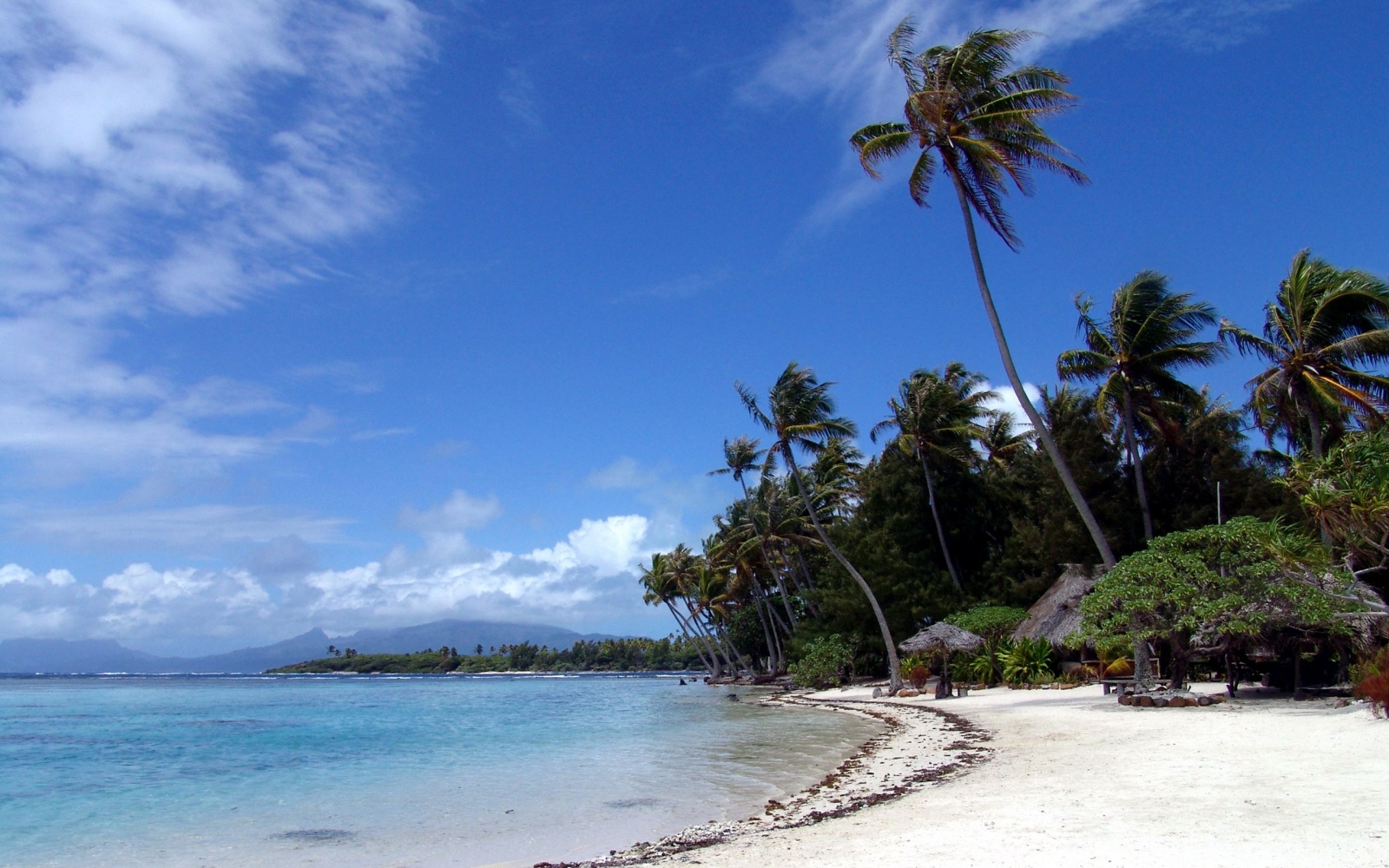 http://4.bp.blogspot.com/-0F8kcyjihL0/TuJyuXOP95I/AAAAAAAAA28/gEpa14k5AW0/s1600/beach%2Bwallpaper%2Bdesktop4.jpg