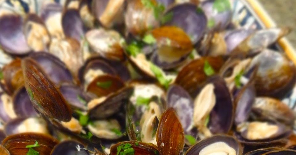 Scrumpdillyicious Clams Bulhão Pato A Taste of Lisbon