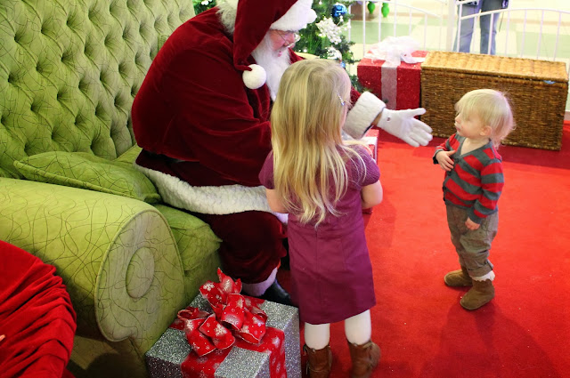 Santa at Bonnie Doon Mall