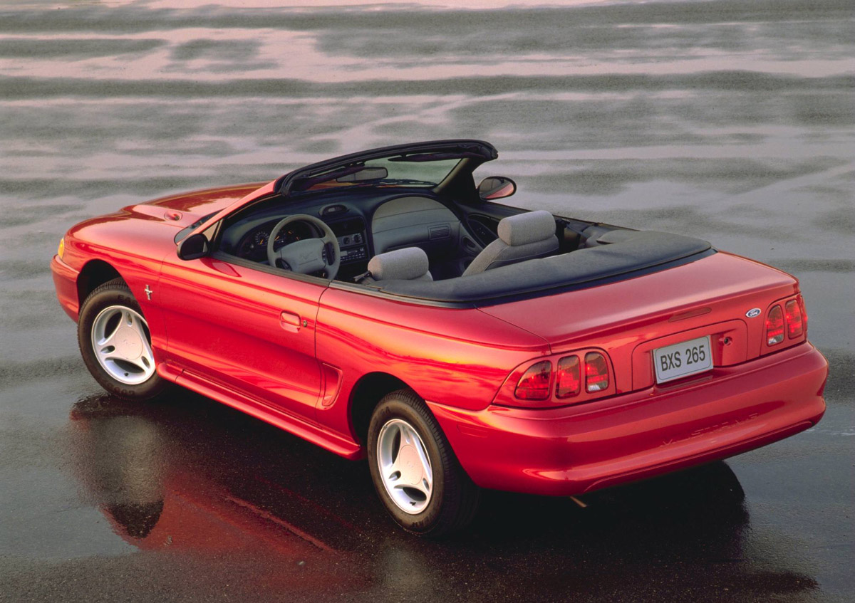 http://4.bp.blogspot.com/-0JR5k3sVsXM/TgcerIF1wYI/AAAAAAAAAmc/89SSkmPO8p0/s1600/1997-Ford-Mustang-Convertible-Red-Beach.jpg
