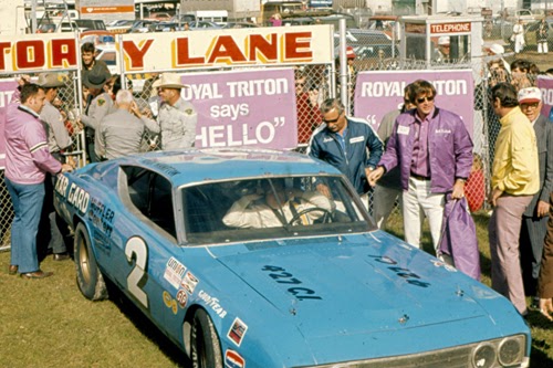 Midwest Racing Archives 1972 Andy Hampton Proves He