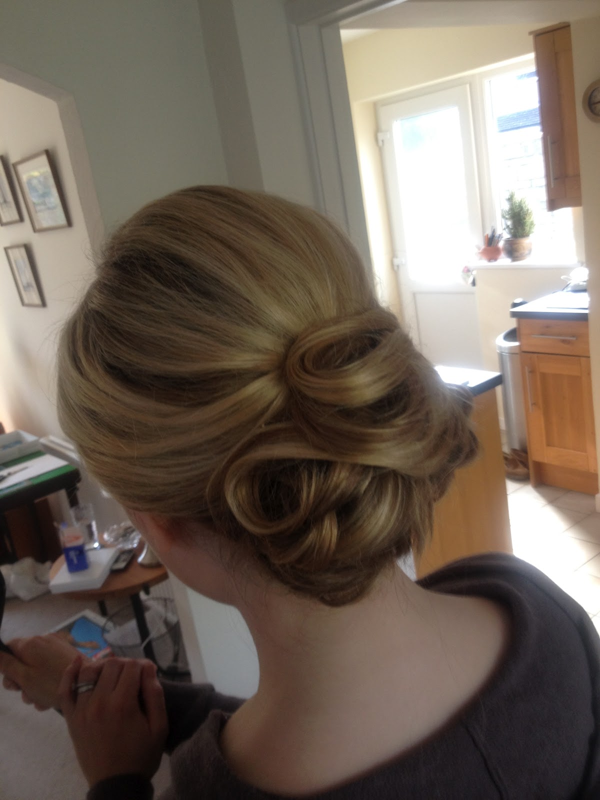 Katie S Wedding In Sherston Wiltshire Kingscote Barn