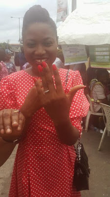 Guy Proposes to Girlfriend at Polling Centre in Lagos (Photo)