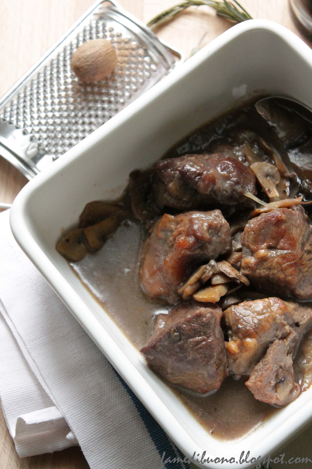 Fame Di Buono Un Leggero Boeuf Bourguignon