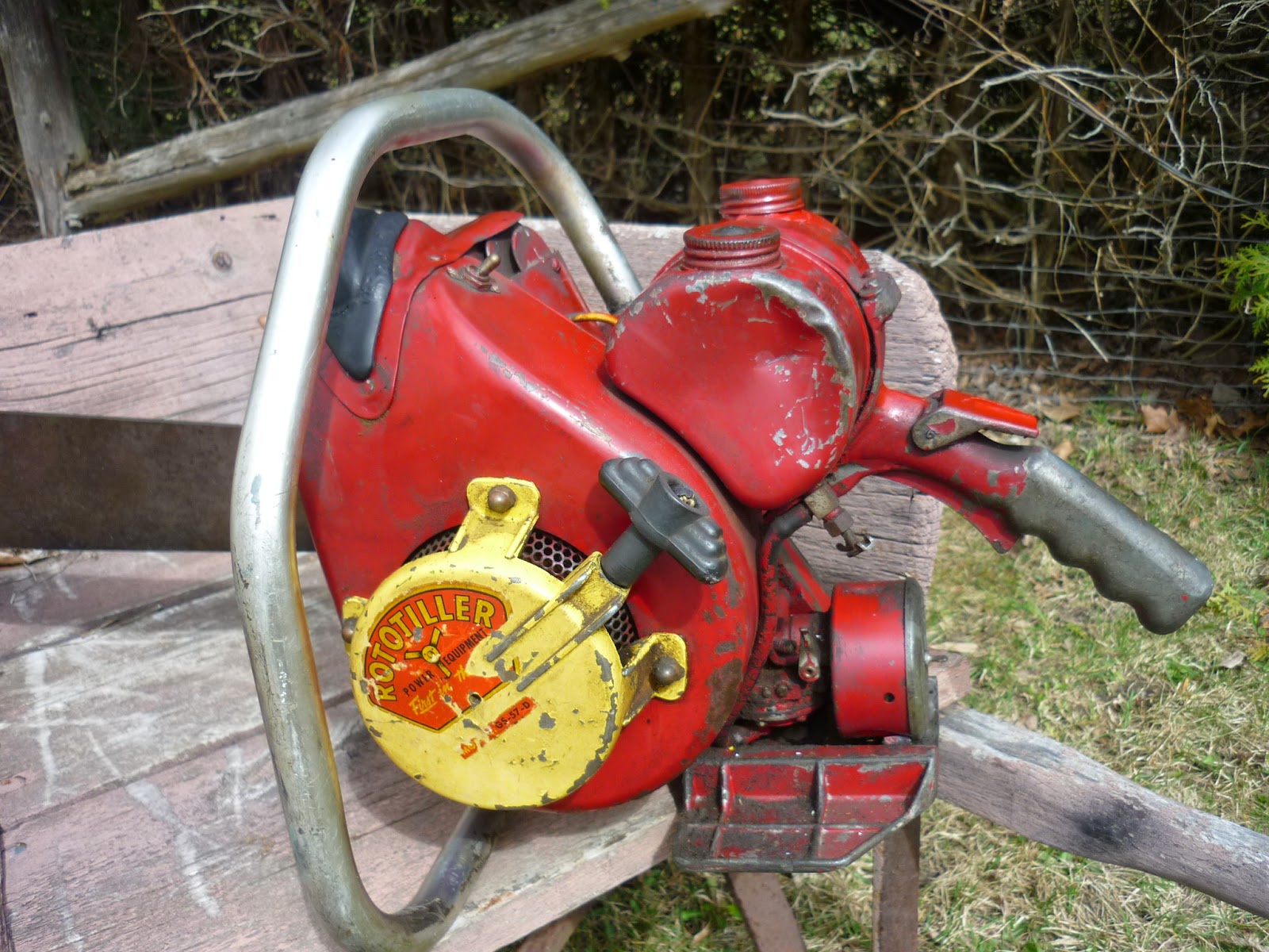 VINTAGE CHAINSAW COLLECTION ROTOTILLER GS 57D (D48D)