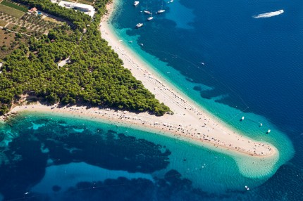Ποιο ελληνικό νησί βρίσκεται στους 7 κρυμμένους τροπικούς θησαυρούς του κόσμου;