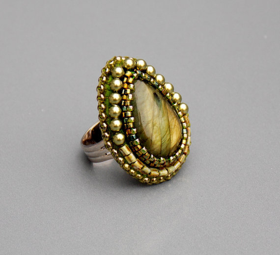 Ring, Seed beads jewelry, Fashionable ring, Labradorite gemstone, Olive green , Swarovski pearls
