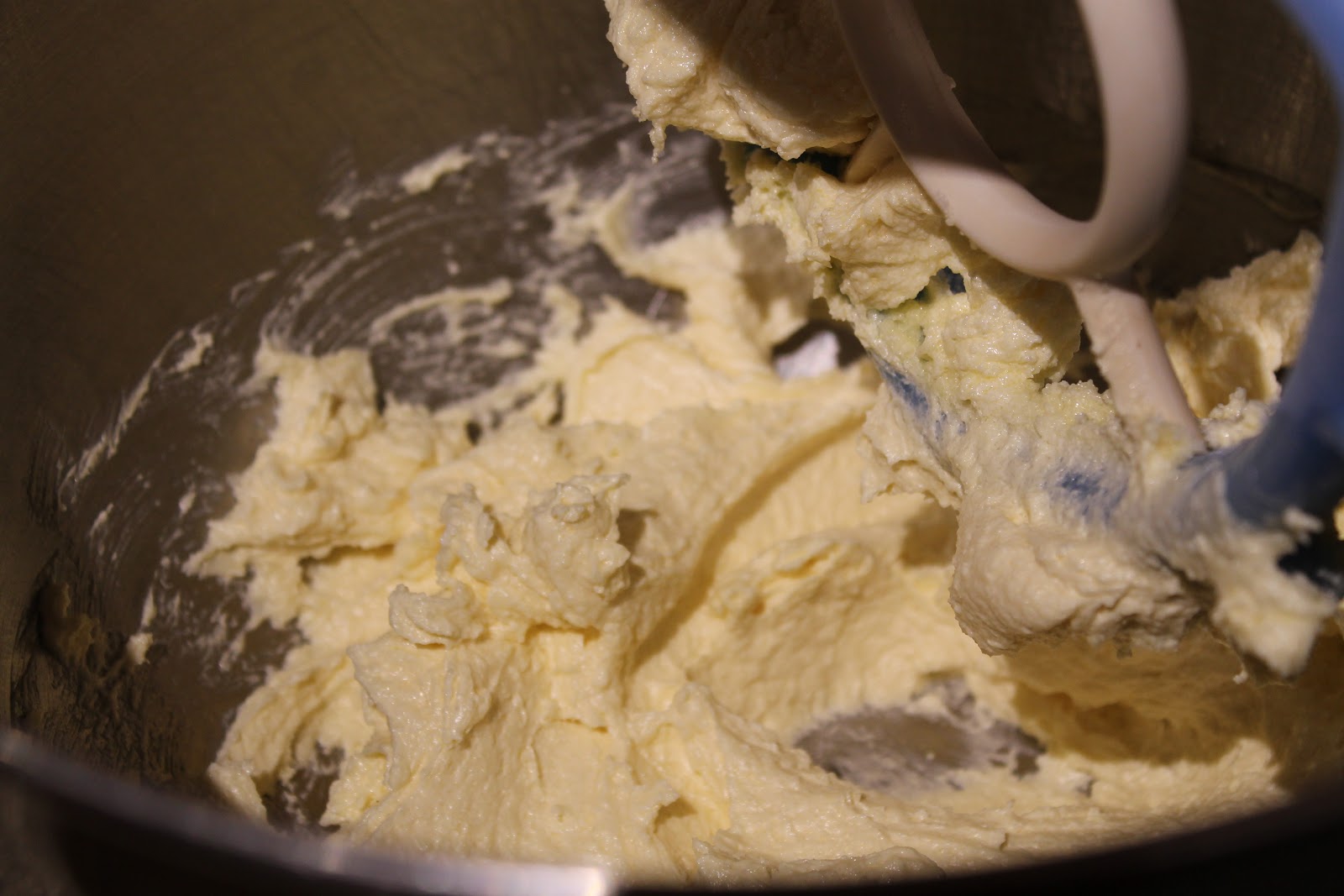 Sweet Treats with Peggy Ginger & Spiced Whipped Cream Sandwich Cookies