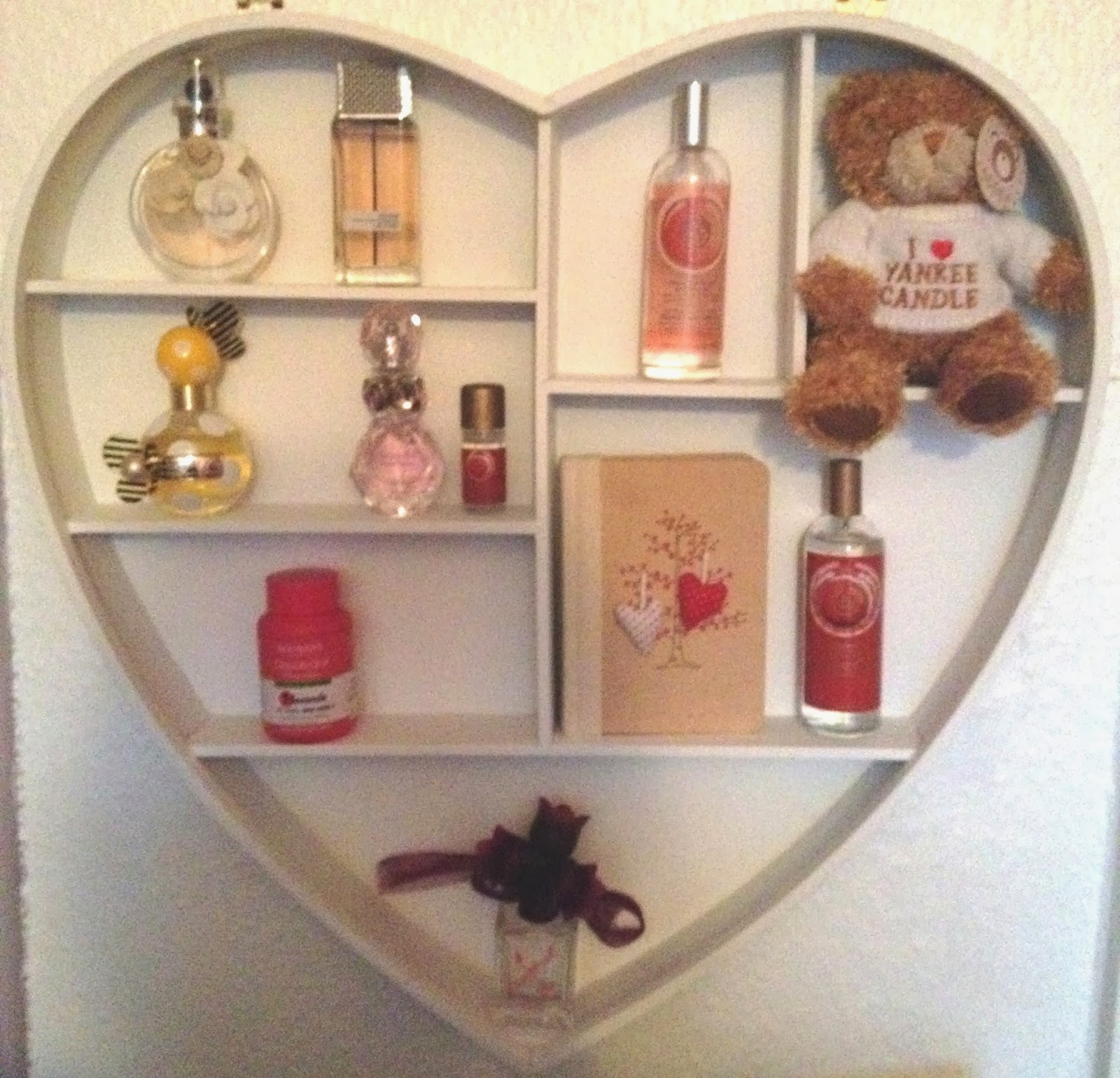 Natasha Nia BEAUTY Perfume Collection & Storage