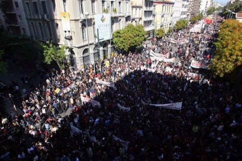 «Kαταστρέφεται ο ιστός της χώρας» Στα όρια κοινωνικής έκρηξης η Ελλάδα, προειδοποιεί διεθνές συνδικαλιστικό όργανο «Kαταστρέφεται ο ιστός της χώρας» Στα όρια κοινωνικής έκρηξης η Ελλάδα, προειδοποιεί διεθνές συνδικαλιστικό όργανο