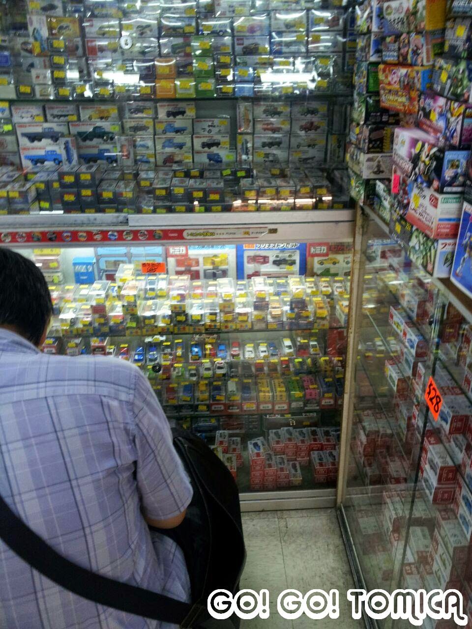 Go! Go! Tomica 2013 Hong Kong Toy Car Shopping Trip