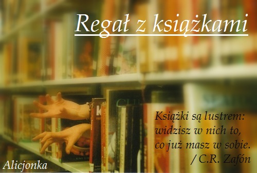 Regał z książkami