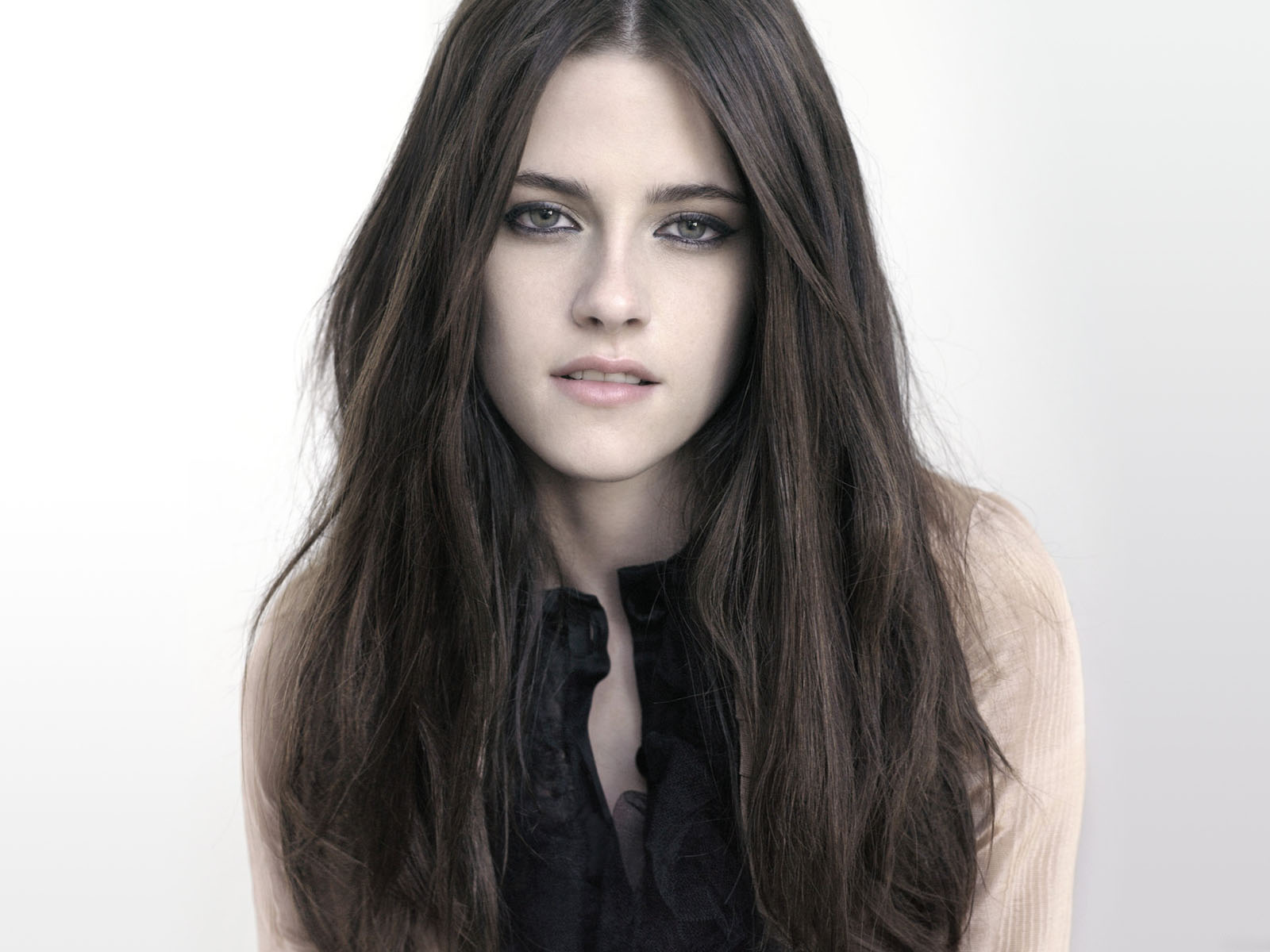 http://4.bp.blogspot.com/-0PXWM8zv4ps/TupggDUdTdI/AAAAAAAABCg/PpbWeFsVuHA/s1600/kristen+stewart+%252820%2529.jpg