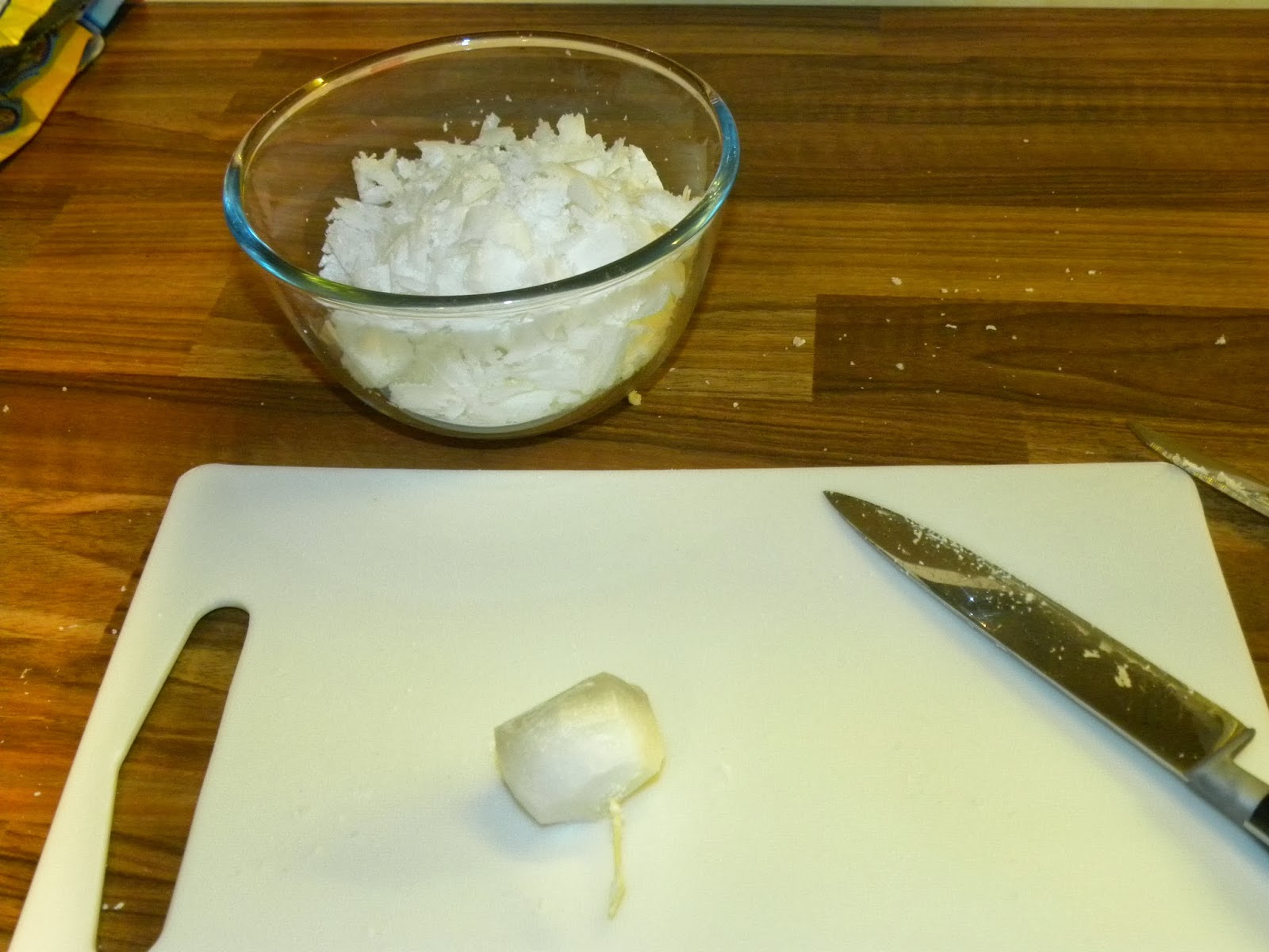 Becca Lou Creates Using up my stash Vintage Teacup Candle Tutorial