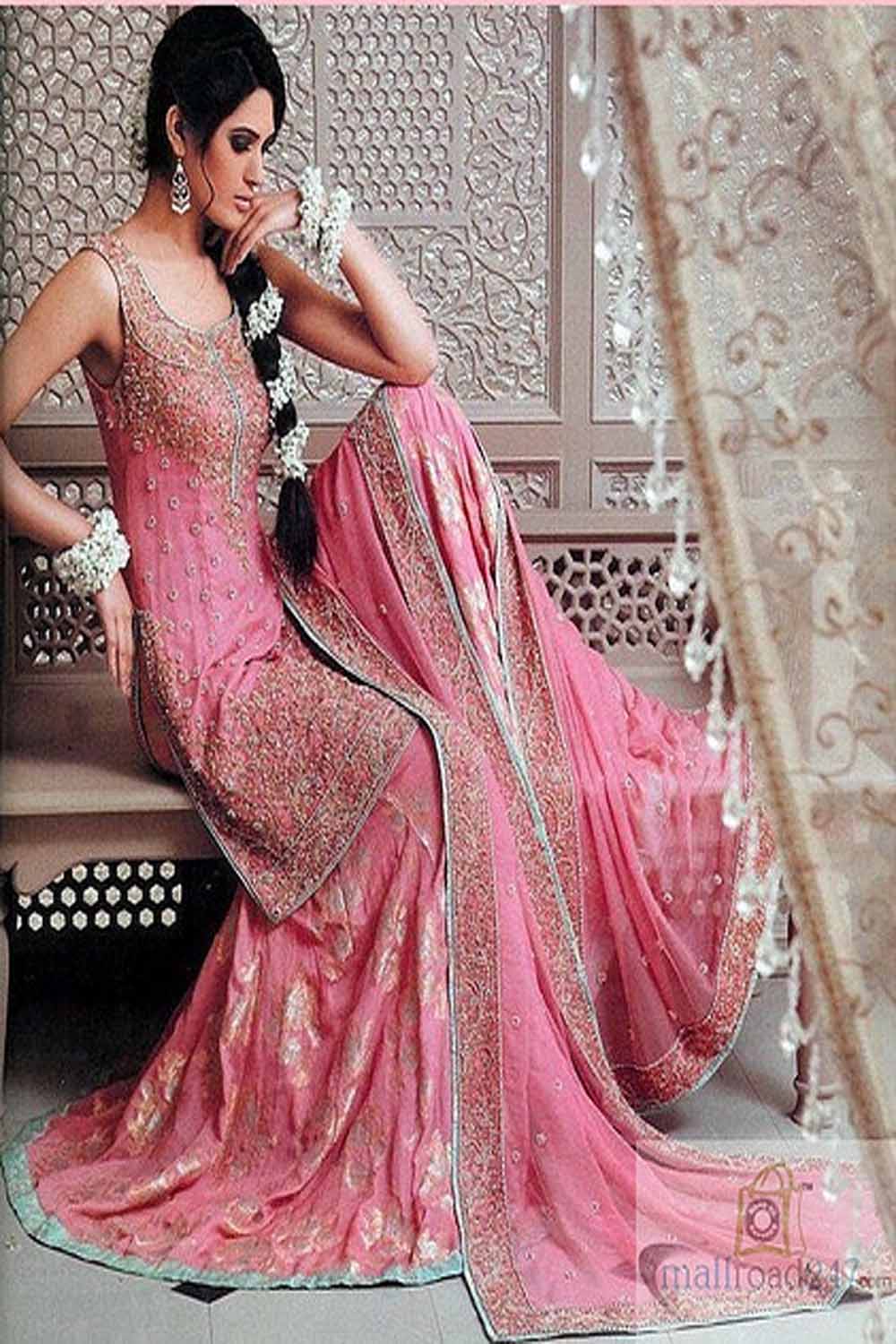 Hollywood Trendy: Wedding Gowns