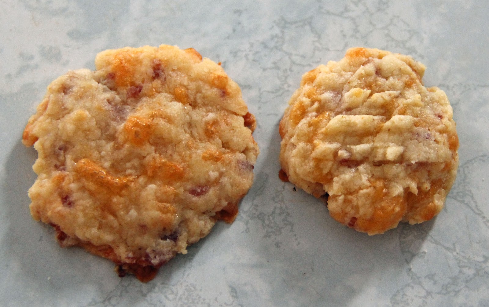 Jo and Sue Bacon Cheddar Crackers