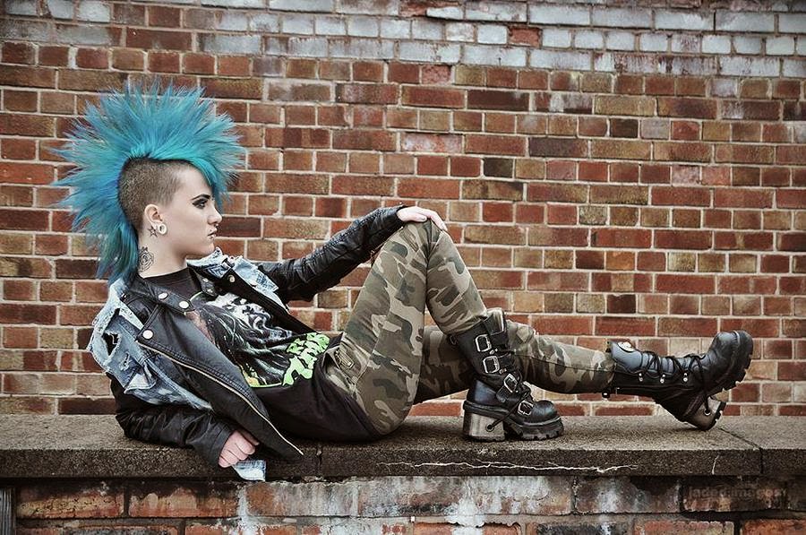 Hardcore fetish lesbian teen punks