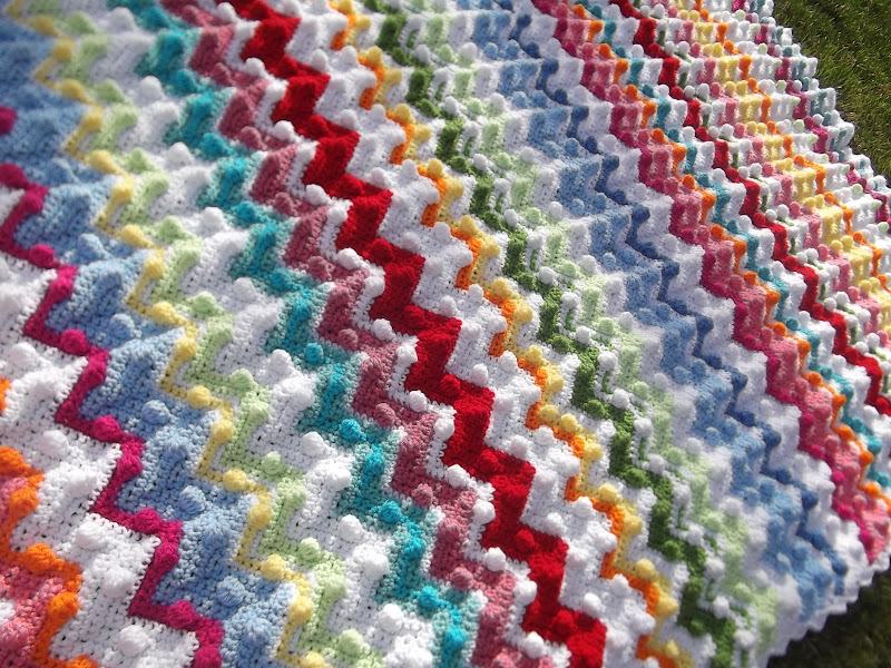 Apple Blossom Dreams: Bobble Zigzag Afghan Ta Da!
