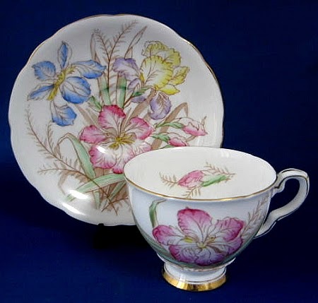 Royal Stafford Pottery Patricia Pattern Cake Stand Royal Stafford Pottery Patricia Pattern Cake Stand