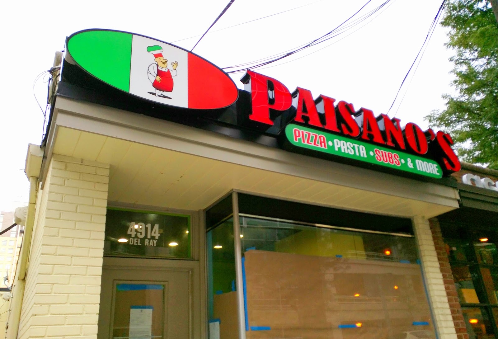 Robert Dyer @ Bethesda Row: Sign installed at Paisano's Pizza in