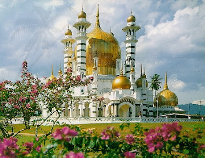 koleksi foto dan gambar masjid gambar dan foto masjid lengkap, koleksi foto amsjid di dunia, masjid terindah, wallpaper masjid unik, masjid kubah emas gambar