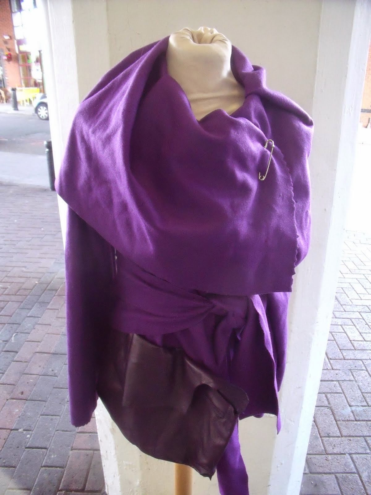 Versatile Purple wool wrap jacket w/leather bag pocket
