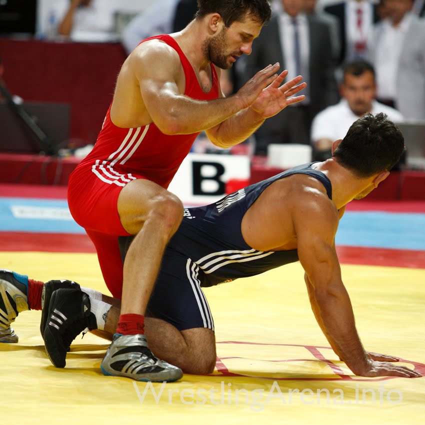 Rugged Male Wrestlers 2 MALE ATHLETES