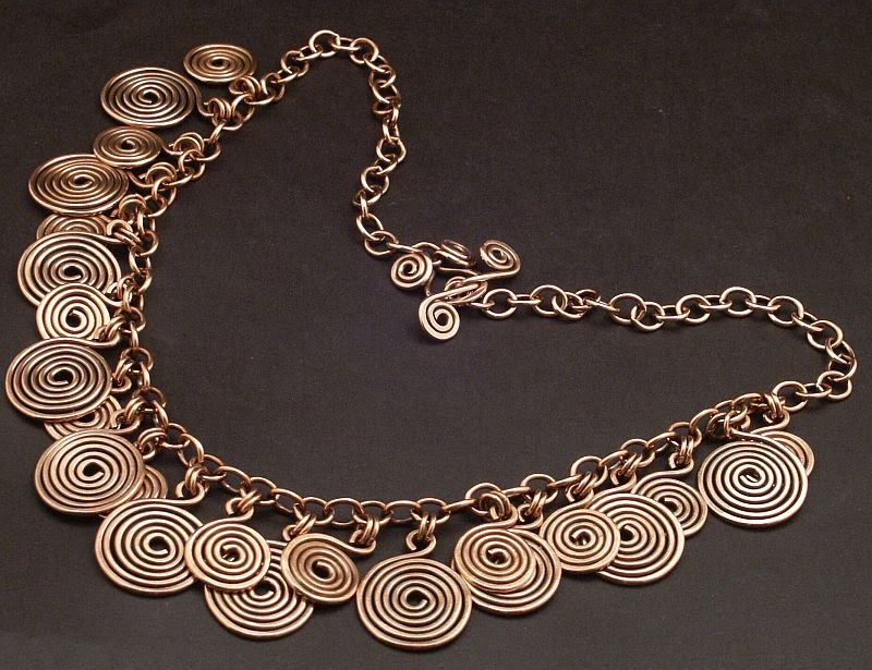 TheAngstyArtist Spiral Necklace