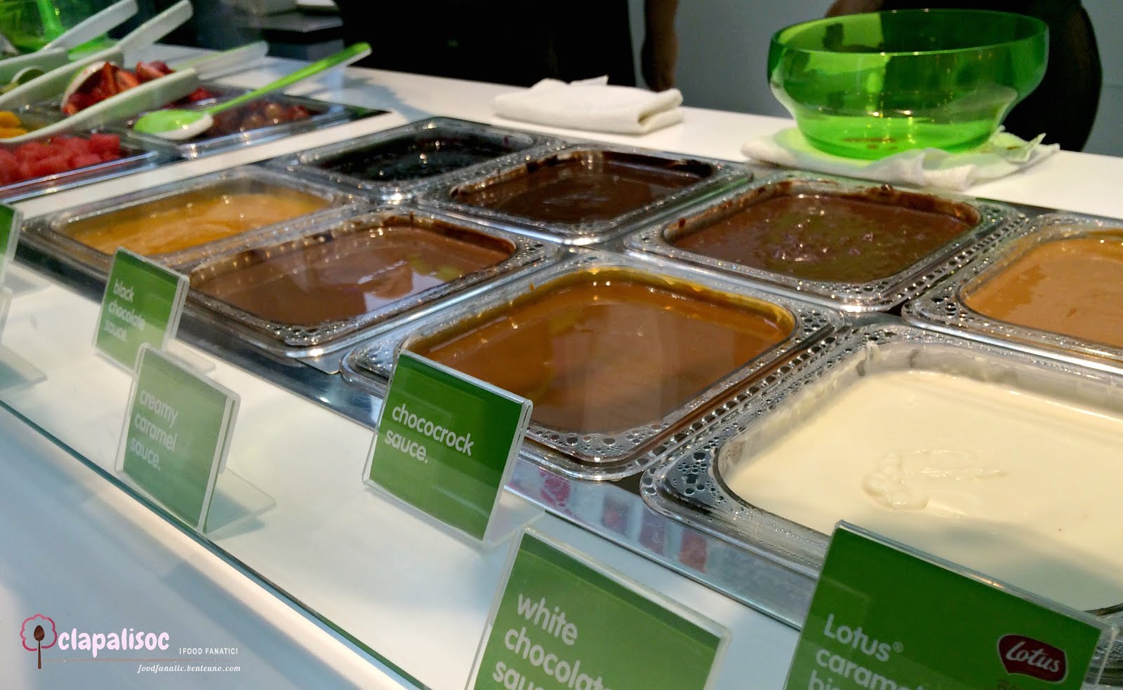 llaollao Natural Frozen Yogurt Hits Manila!!!! foodfanaticph by